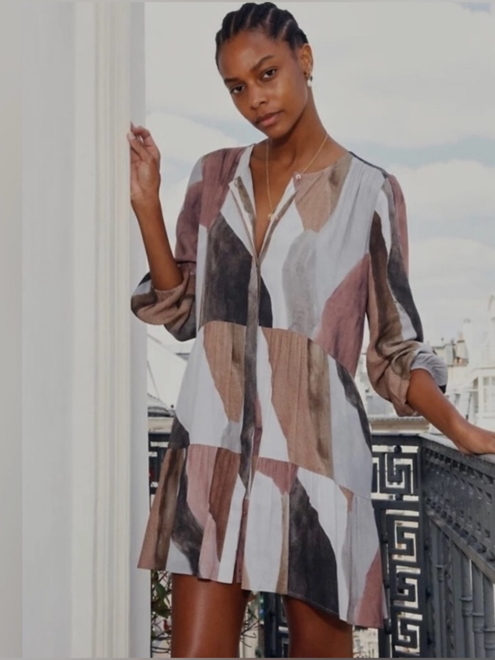 Aritzia Wilfred Barossa Tiered Mini Tunic Dress Abstract Print Modern Flowy